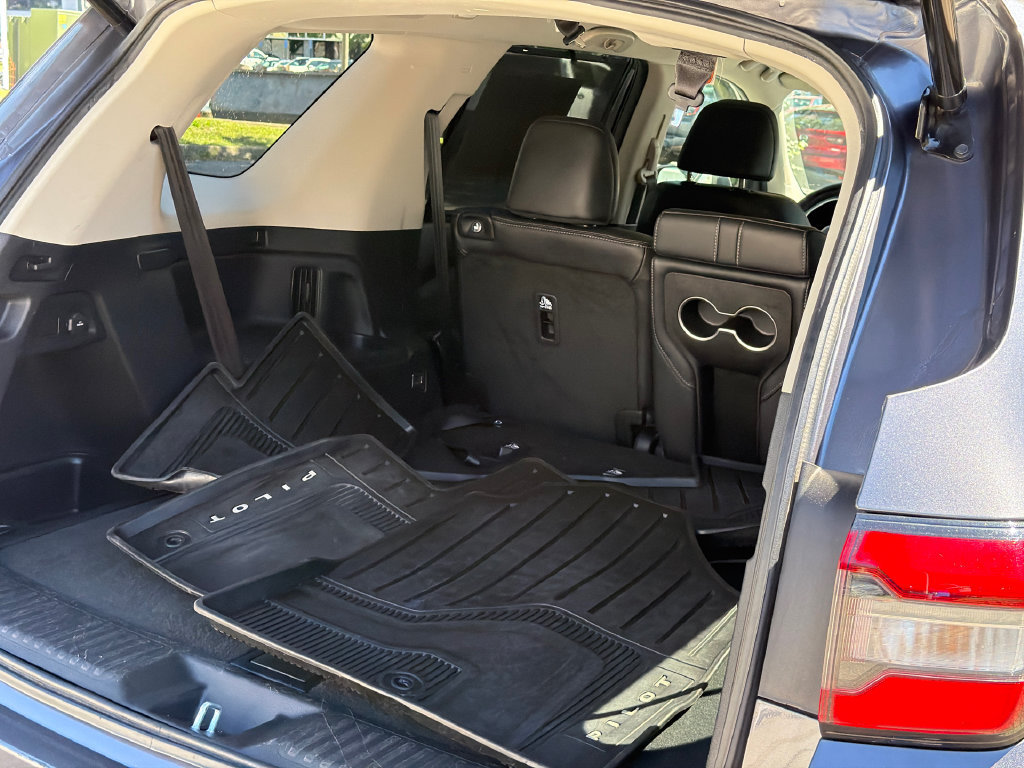 Used 2025 Honda Pilot EX-L image 7