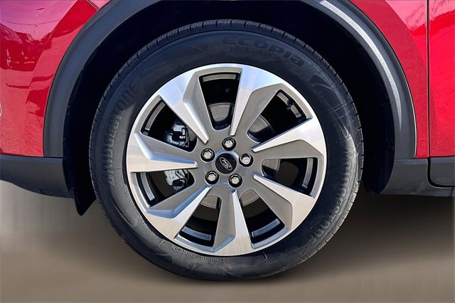 Certified 2025 Ford Escape Platinum image 8