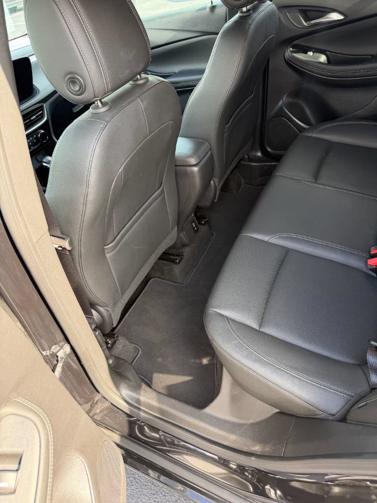 Used 2024 Buick Encore GX Sport Touring FWD image 16