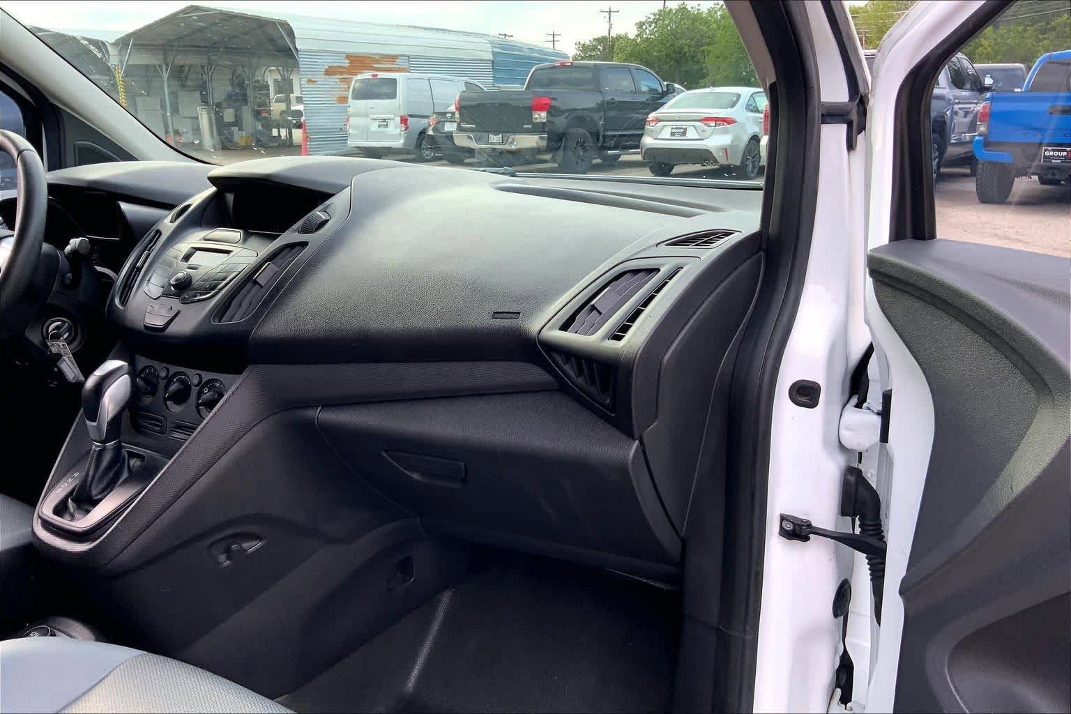 Used 2016 Ford Transit Connect XL FWD image 17