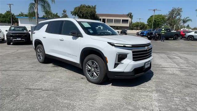 New 2026 Chevrolet Traverse LT w/ LPO, Floor Liner Package image 30