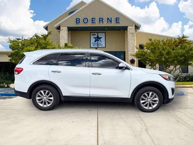 Used 2016 Kia Sorento FWD w/ LX Convenience Package image 6