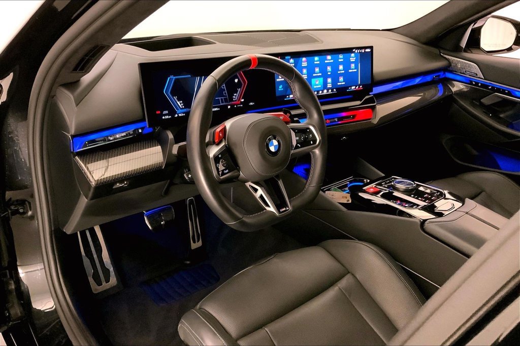 Certified 2025 BMW M5 w/ Executive Package AWD/4WD image 21