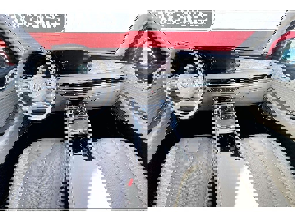 Used 2024 Hyundai Palisade Calligraphy image 16