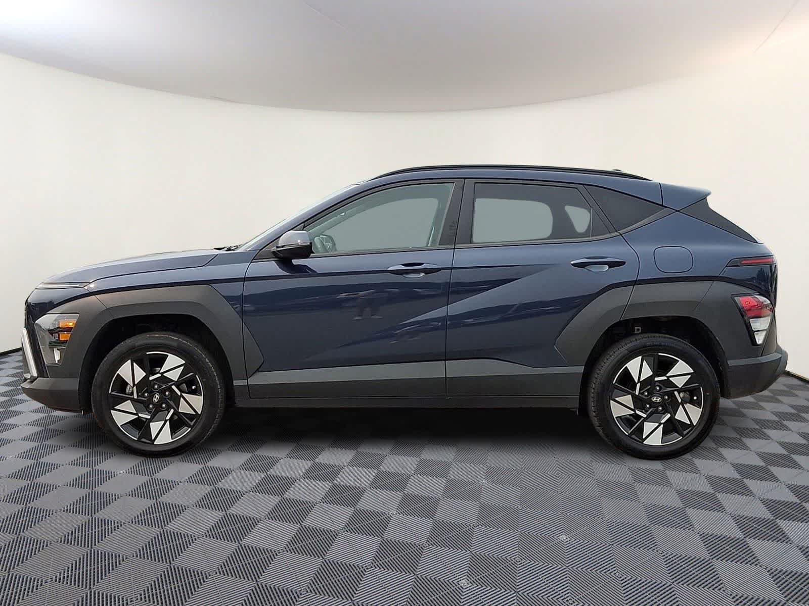 Used 2025 Hyundai Kona SEL AWD/4WD image 8