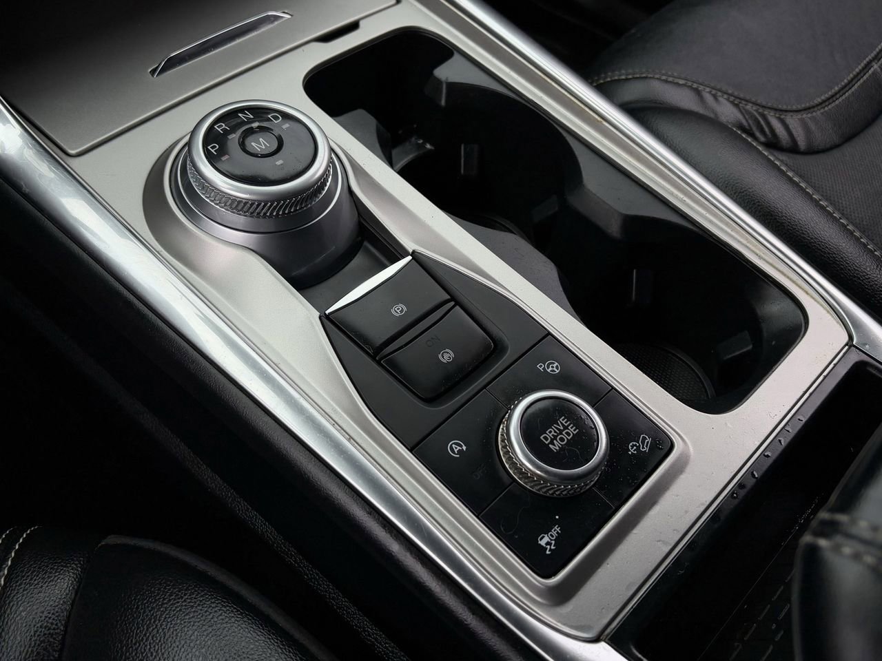 Used 2020 Ford Explorer ST w/ Premium Technology Package AWD/4WD image 19