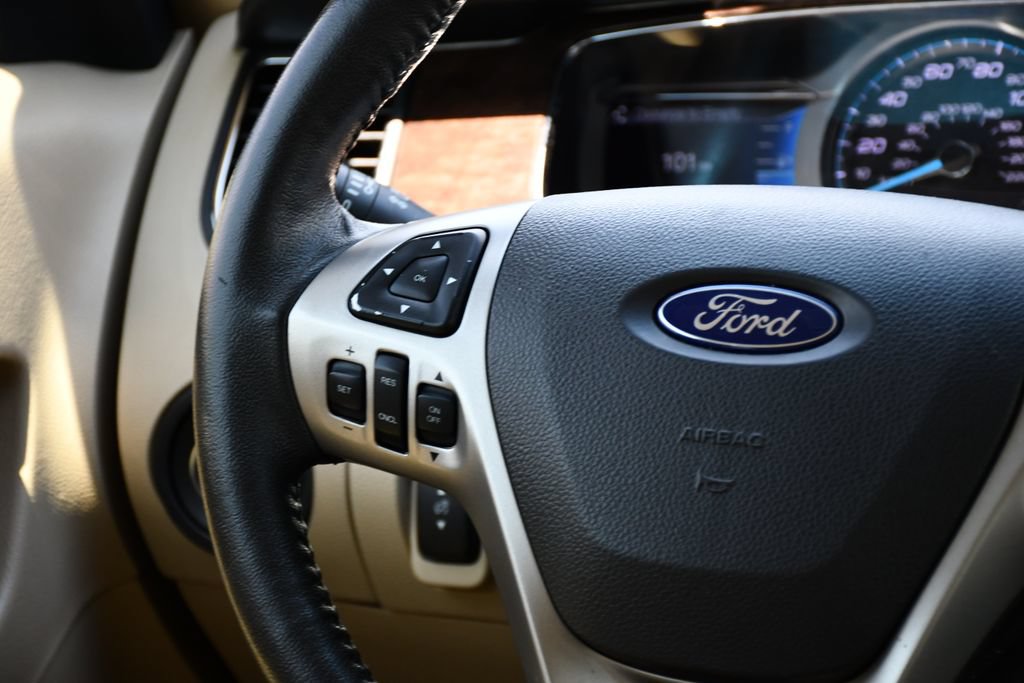 Used 2019 Ford Taurus Limited FWD image 23