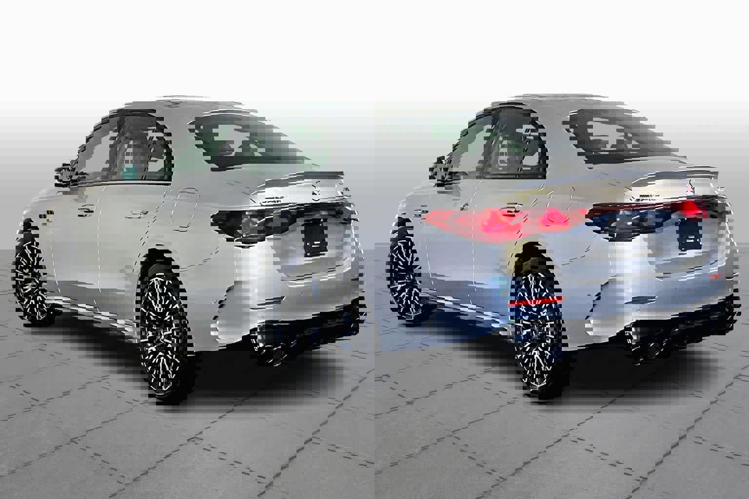 New 2026 Mercedes-Benz E 53 AMG e 4MATIC Sedan image 3