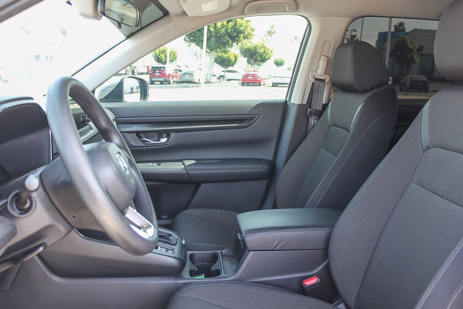 Used 2025 Honda CR-V LX image 19