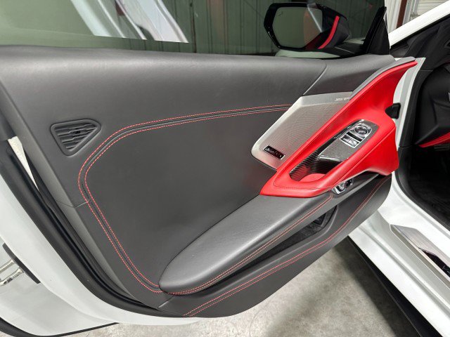 Used 2022 Chevrolet Corvette Stingray Premium Cpe w/ Z51 Performance Package RWD image 30