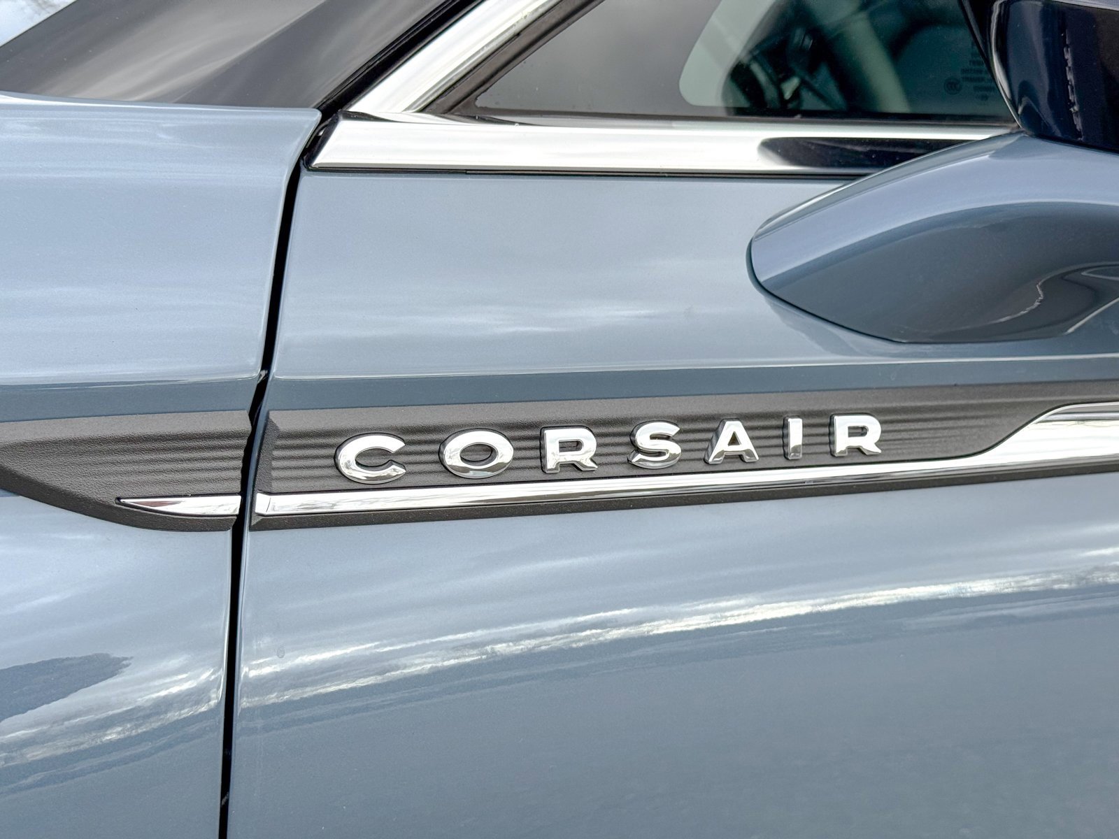 Used 2023 Lincoln Corsair AWD w/ Equipment Group 101A image 12