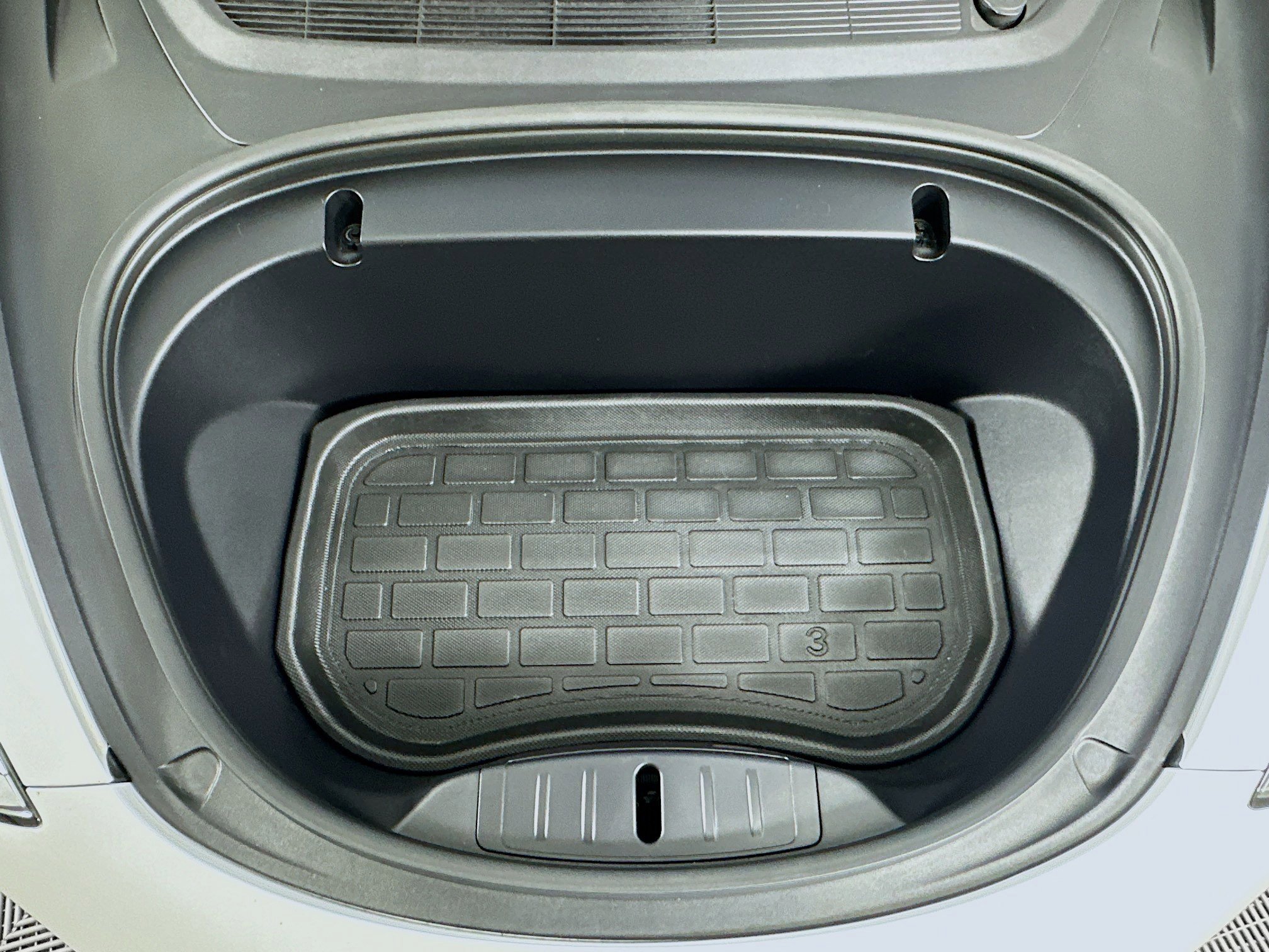 Used 2020 Tesla Model 3 Standard Range Plus image 32