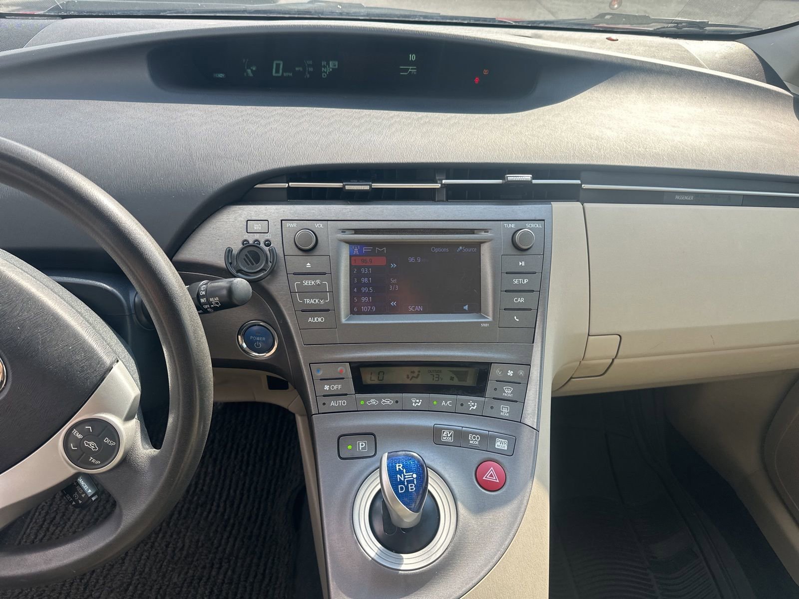 Used 2014 Toyota Prius Two image 13