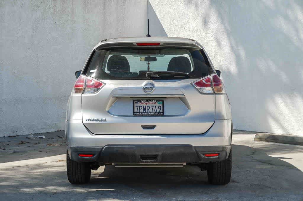 Used 2016 Nissan Rogue S FWD image 5