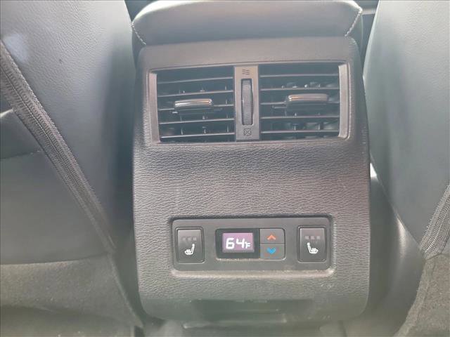 Used 2024 Mitsubishi Outlander SEL image 17