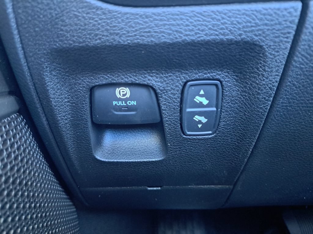New 2026 RAM 1500 Big Horn AWD/4WD image 18