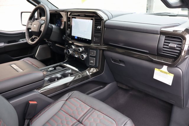 New 2025 Ford F150 Lariat w/ Equipment Group 502A High image 44