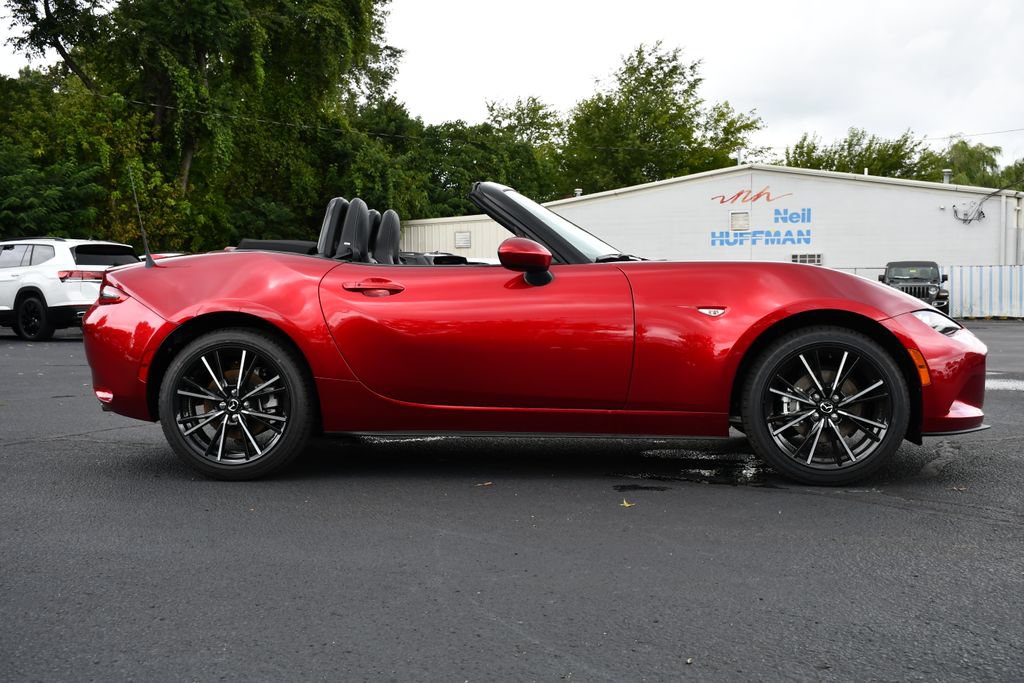 New 2026 MAZDA MX-5 Miata Grand Touring RWD image 8