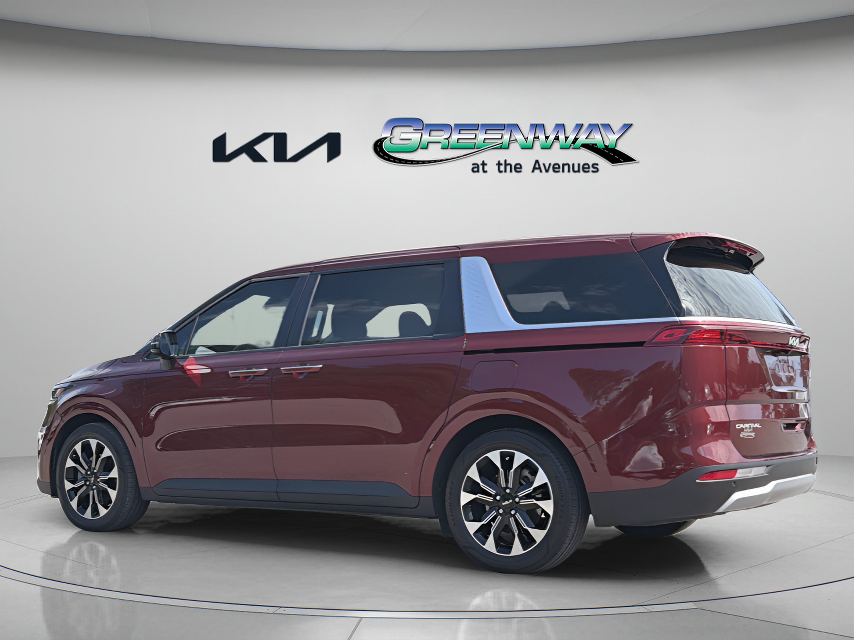 Certified 2024 Kia Carnival EX FWD image 4
