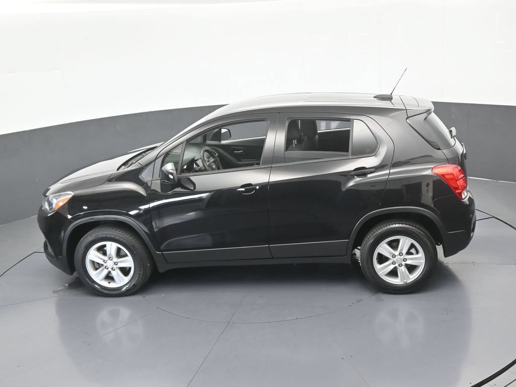 Used 2022 Chevrolet Trax LS AWD/4WD image 41