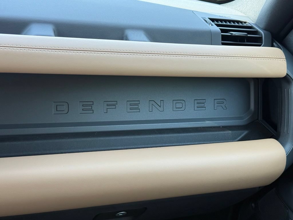 New 2026 Land Rover Defender 110 S AWD/4WD image 27