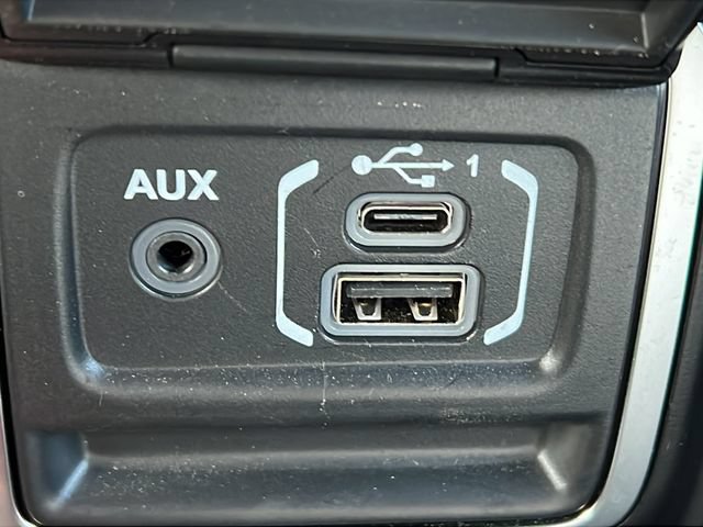 Used 2021 Jeep Wrangler Unlimited Rubicon AWD/4WD image 18