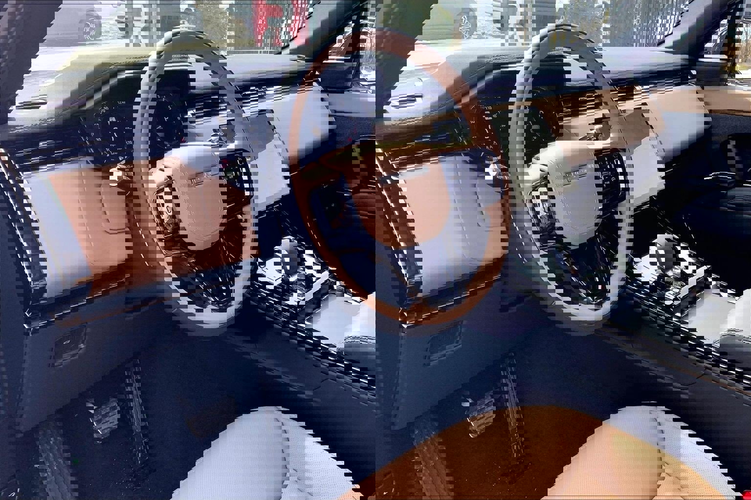 New 2026 Land Rover Range Rover Sport Dynamic SE image 8