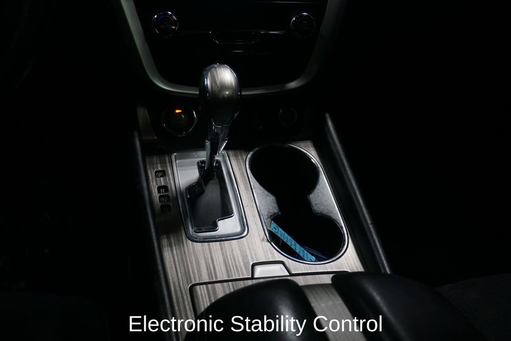 Used 2017 Nissan Murano SV image 14