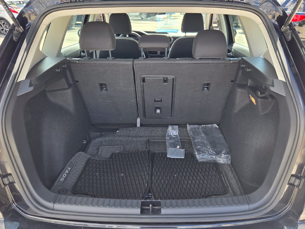 Certified 2023 Volkswagen Taos S FWD image 15