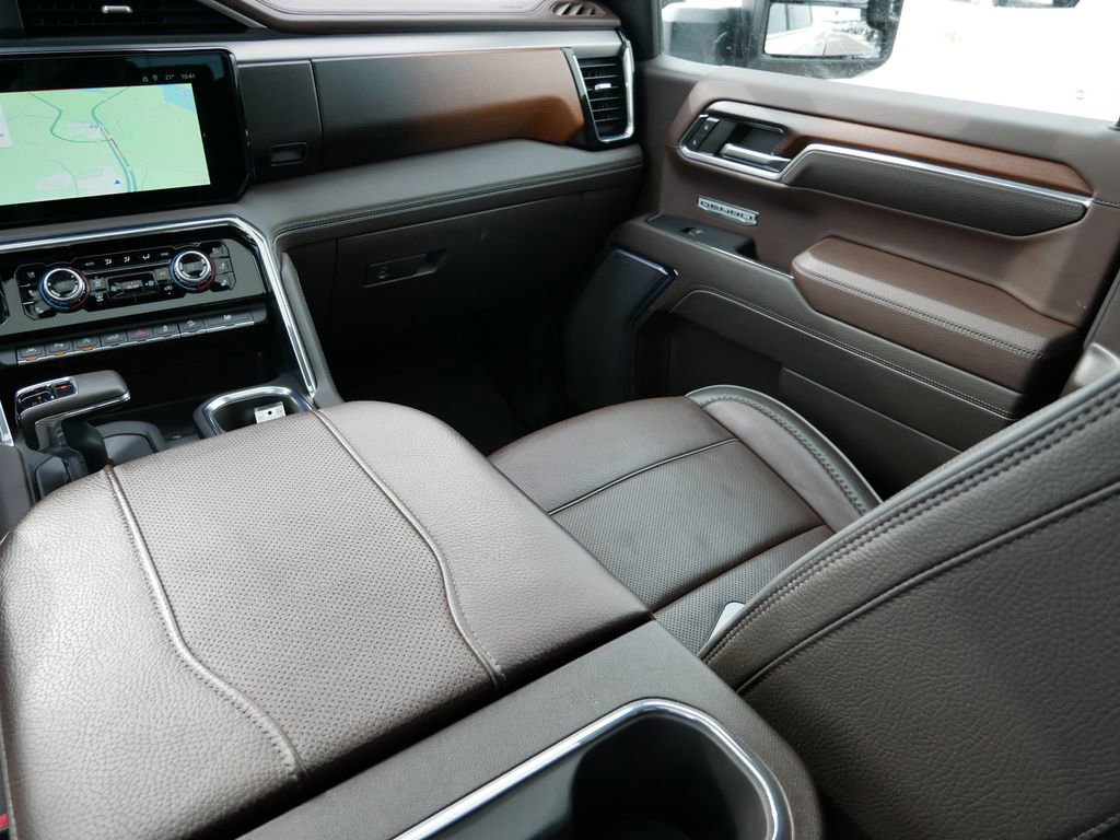 Used 2024 GMC Sierra 1500 Denali w/ Denali Reserve Package image 15