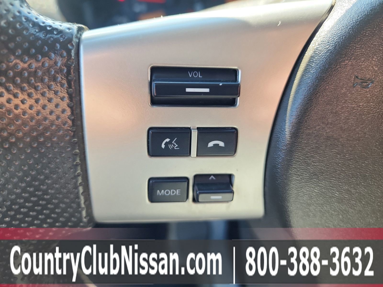 Used 2014 Nissan Frontier SV AWD/4WD image 16