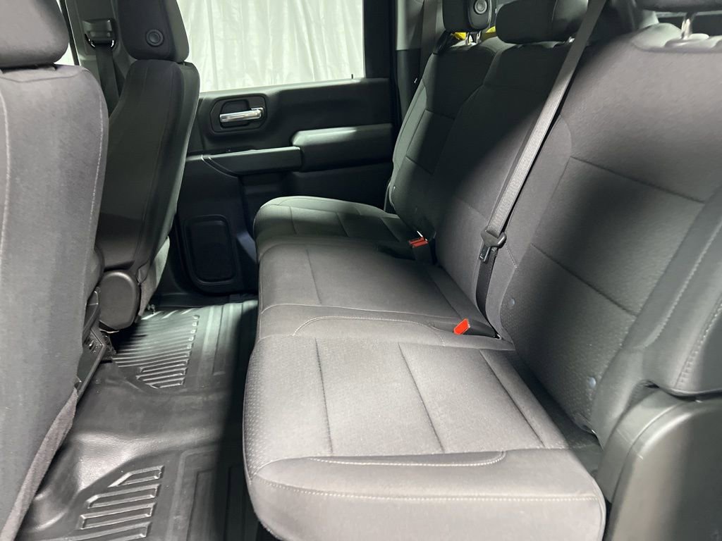 Used 2025 Chevrolet Silverado 3500 W/T image 23