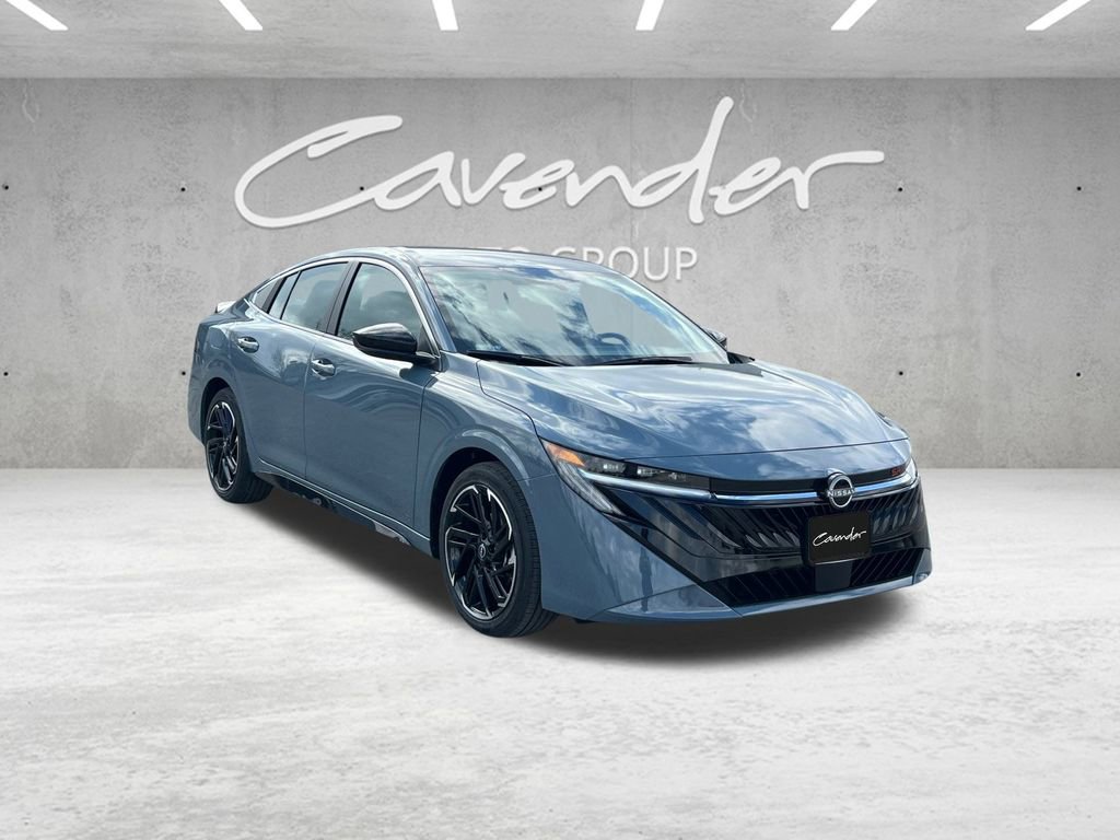 New 2026 Nissan Sentra SR image 2