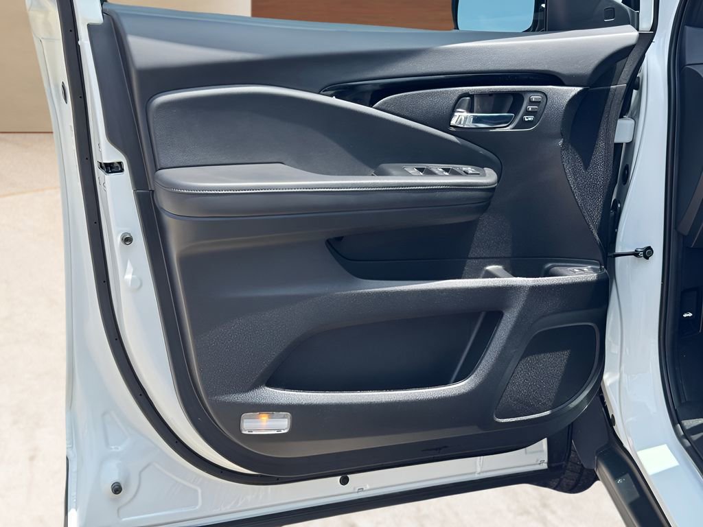 Used 2021 Honda Passport Touring image 18