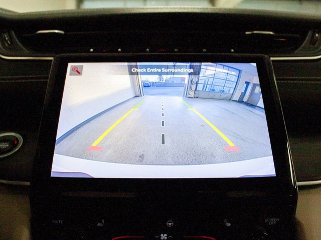 Certified 2023 Jeep Grand Cherokee L Limited w/ Luxury Tech Group II image 17