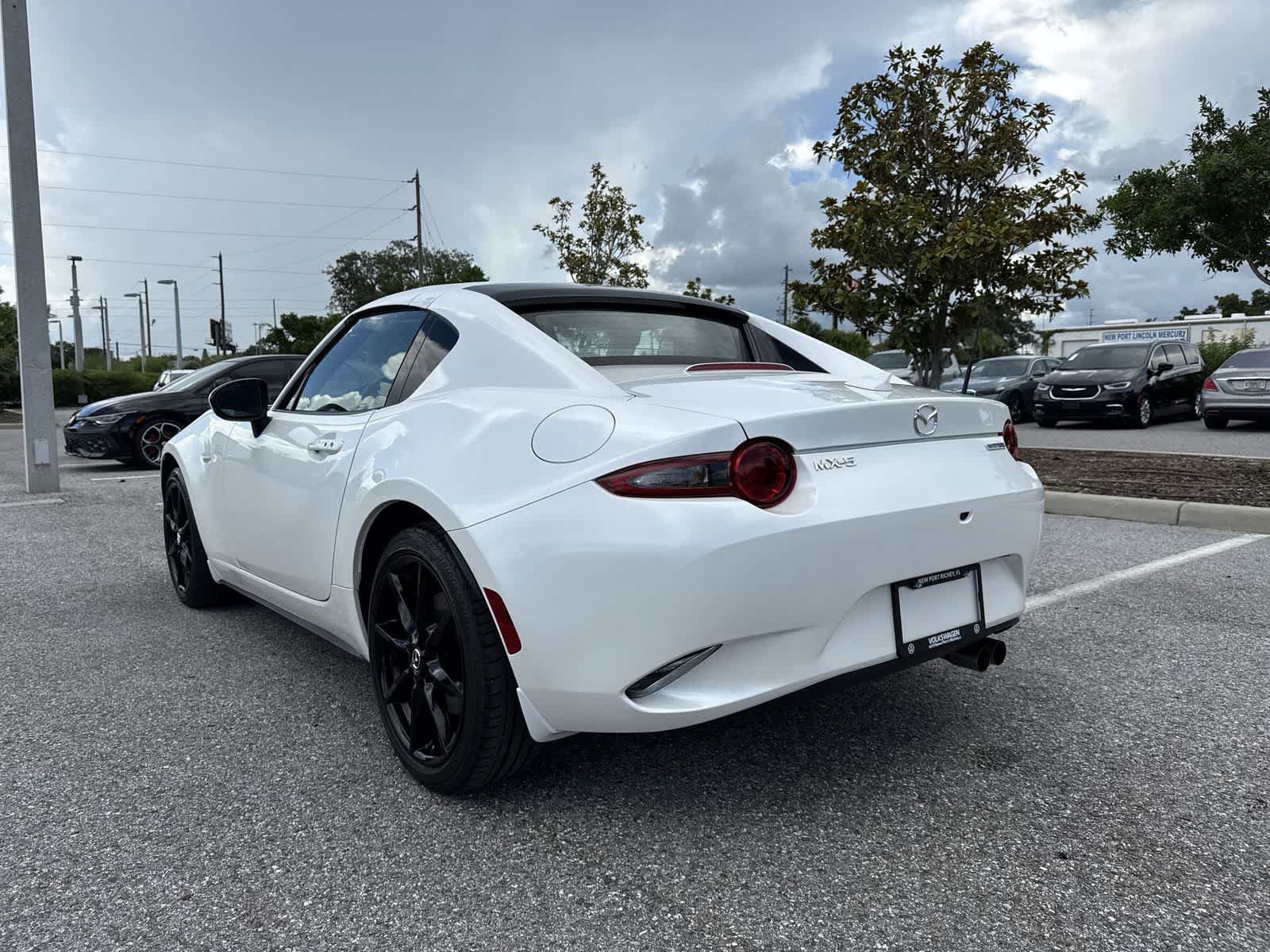 Used 2022 MAZDA MX-5 Miata RF Grand Touring RWD image 12