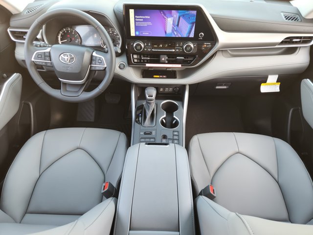 New 2026 Toyota Highlander XLE AWD/4WD image 24