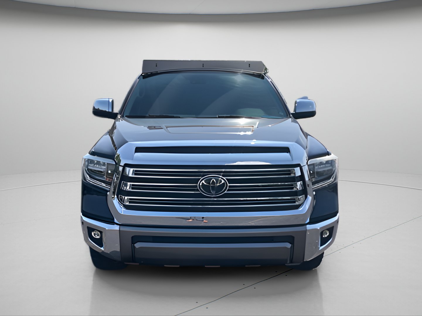 Used 2018 Toyota Tundra 1794 Edition AWD/4WD image 3