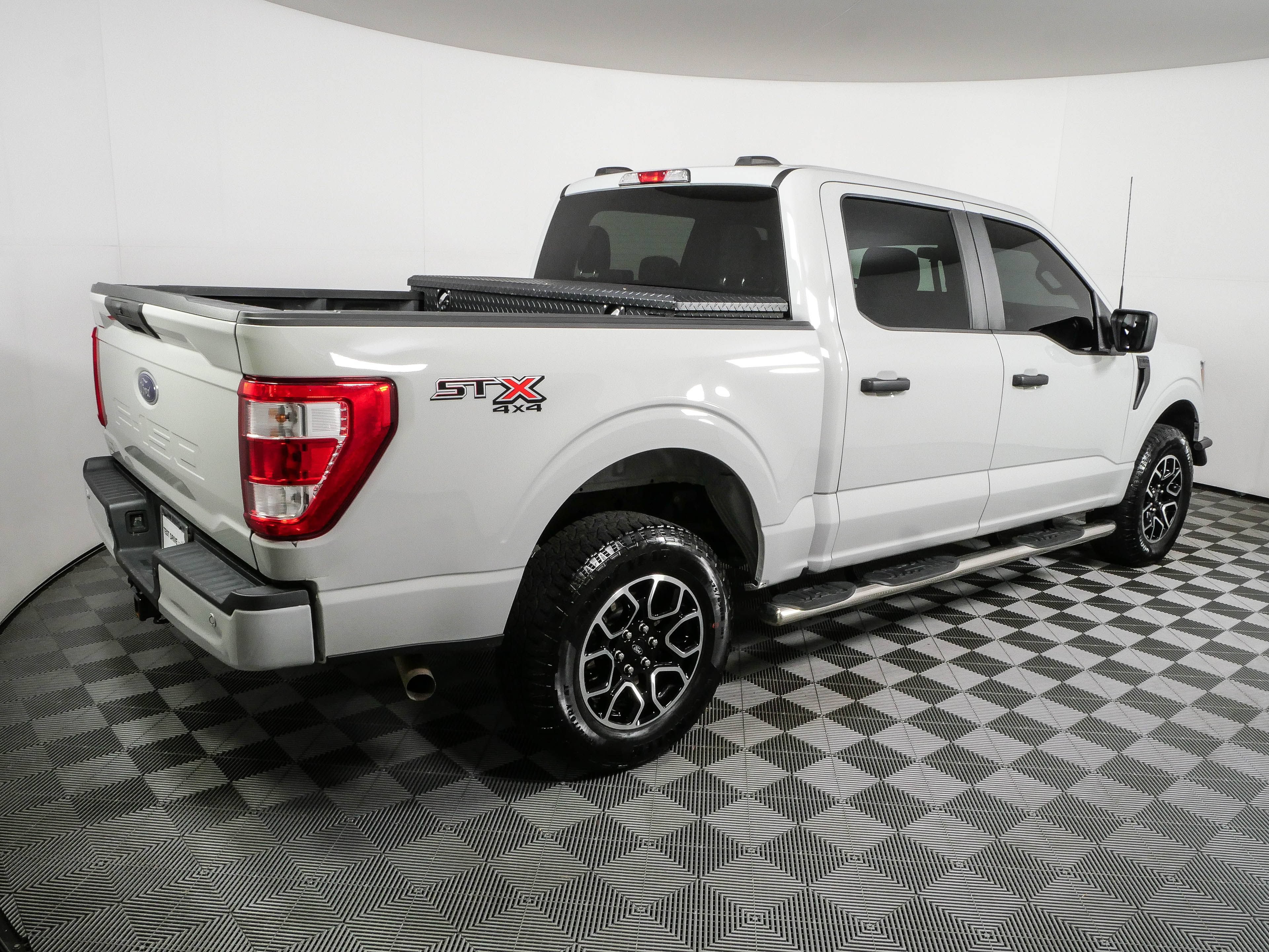 Used 2023 Ford F150 XL w/ STX Appearance Package AWD/4WD image 3