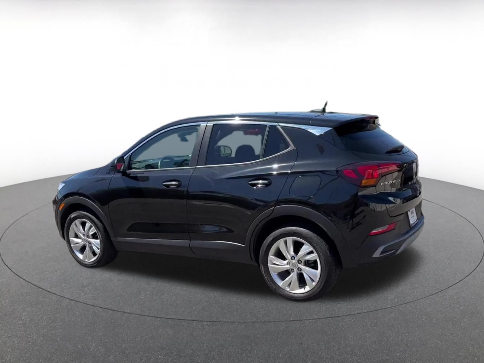 Used 2025 Buick Encore GX Preferred FWD image 10