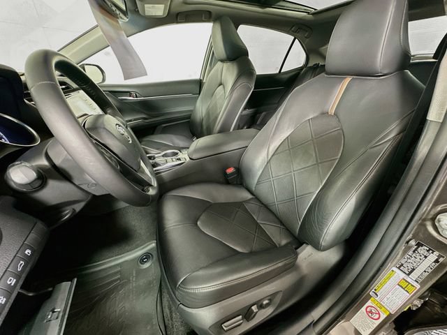 Used 2018 Toyota Camry XLE w/ Driver Assist Package FWD image 26