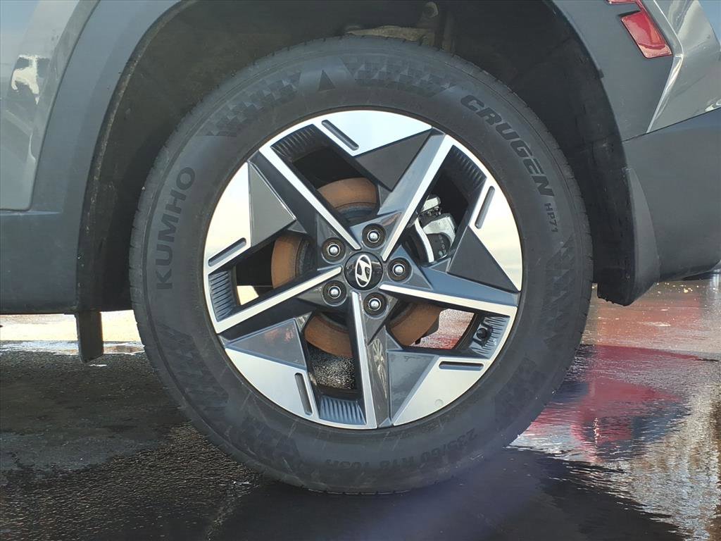 Certified 2025 Hyundai Tucson SEL AWD/4WD image 9