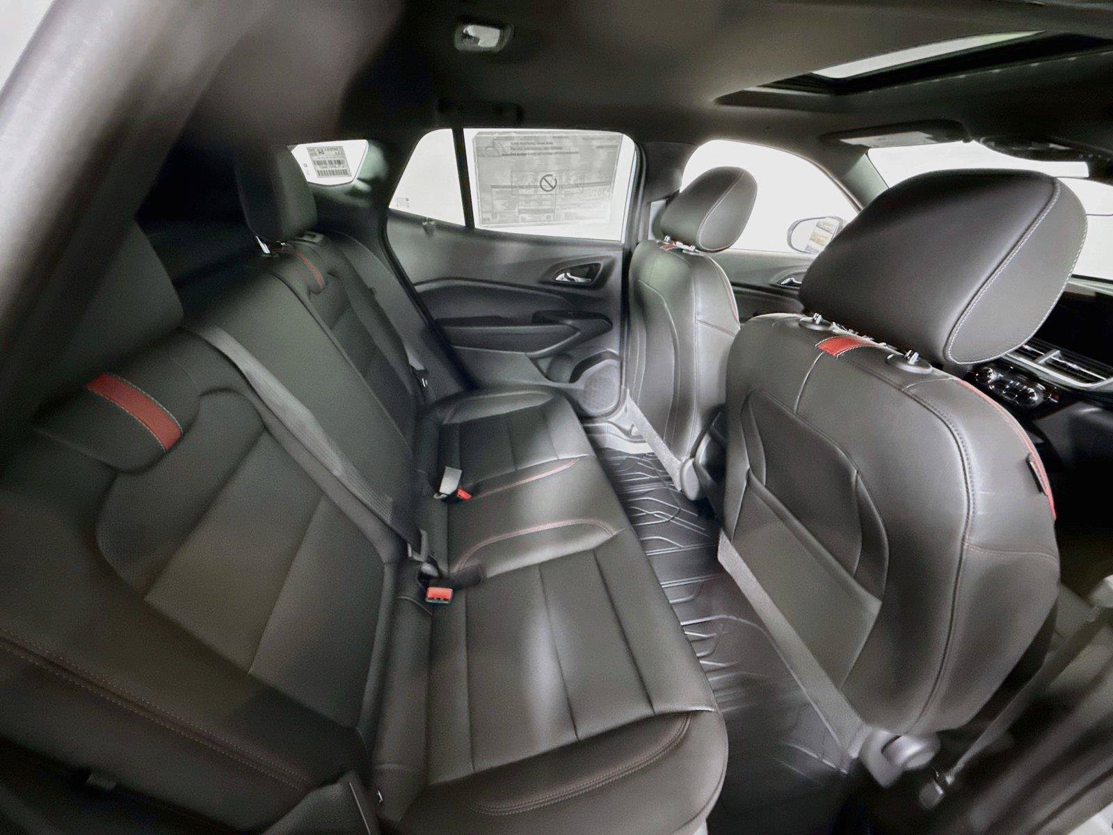 New 2026 Chevrolet Trax RS w/ Sunroof Package FWD image 19