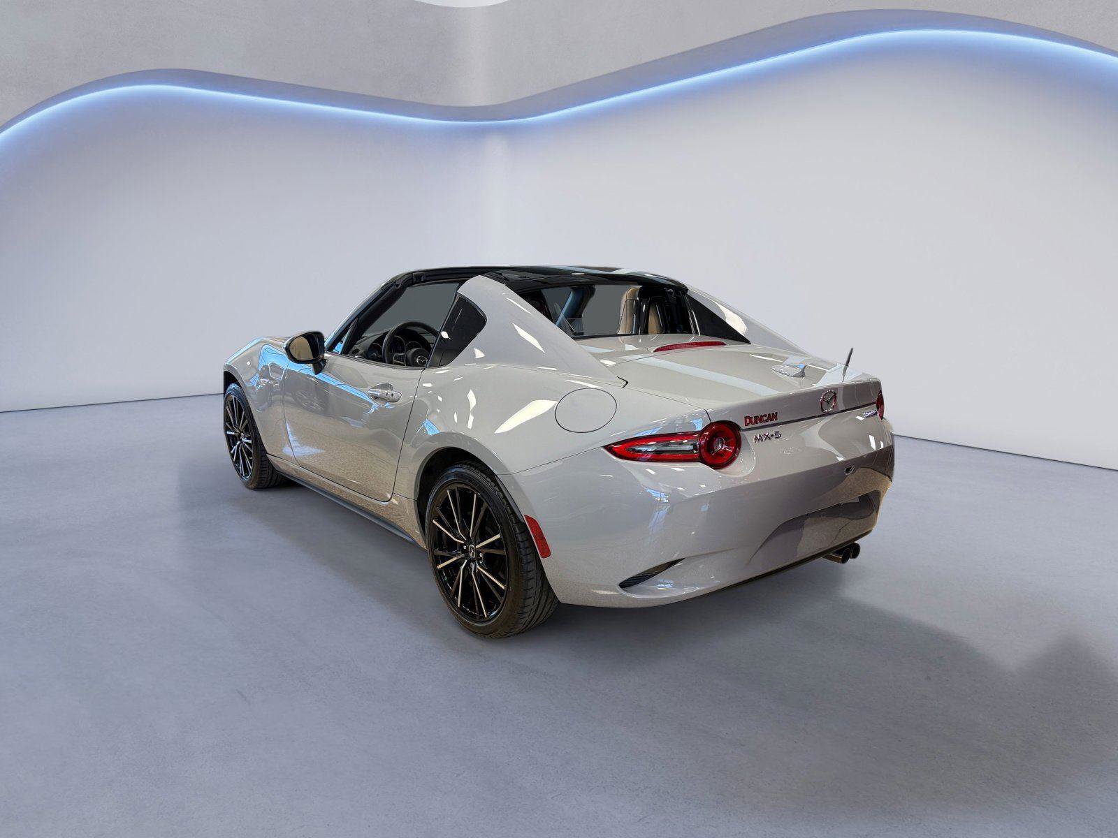 Used 2024 MAZDA MX-5 Miata RF Grand Touring image 4