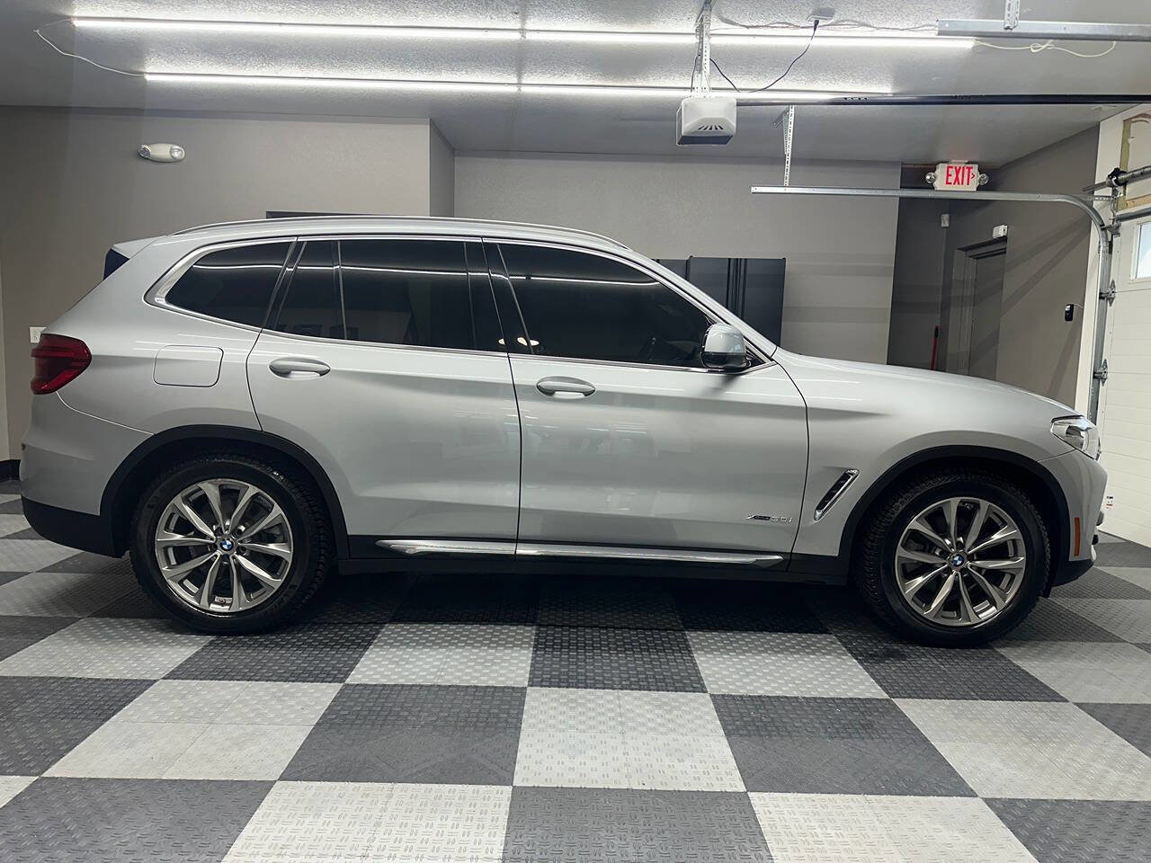 Used 2018 BMW X3 xDrive30i image 7