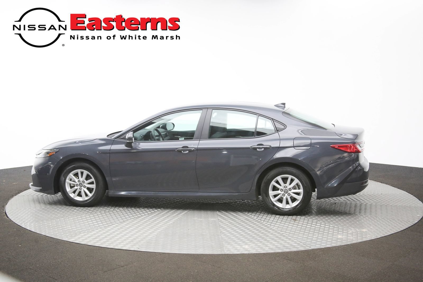Used 2025 Toyota Camry LE FWD image 61