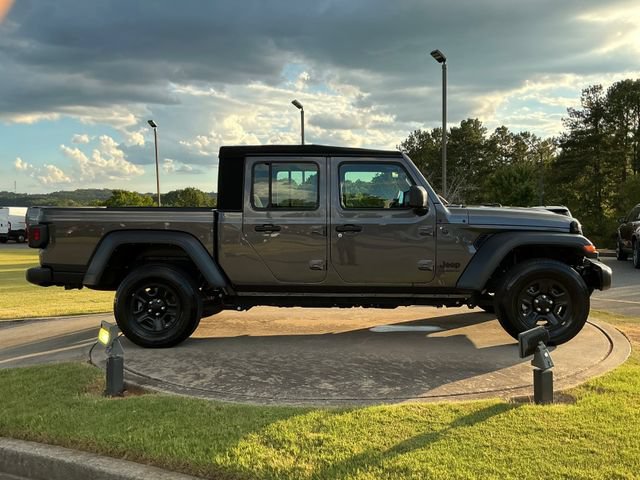 Used 2024 Jeep Gladiator Sport AWD/4WD image 8