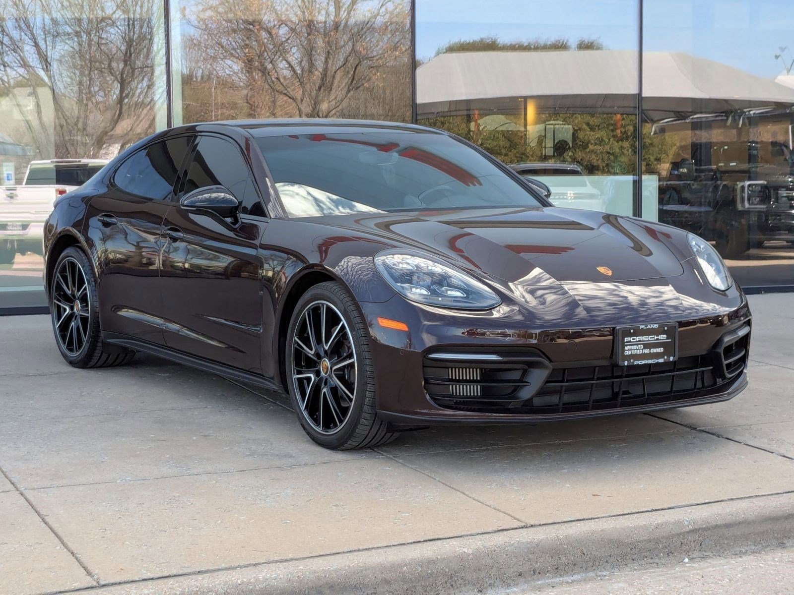 Certified 2022 Porsche Panamera Platinum Edition image 7
