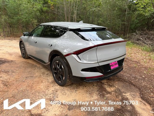 Certified 2025 Kia EV6 Wind RWD image 9