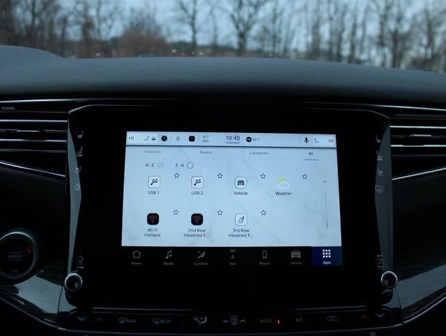 Used 2022 Jeep Wagoneer Series III w/ Flexible Seating Group image 32